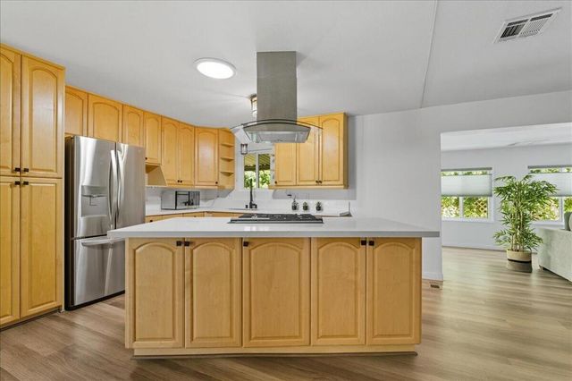 379 Avenida Andorra, Cathedral City, CA 92234