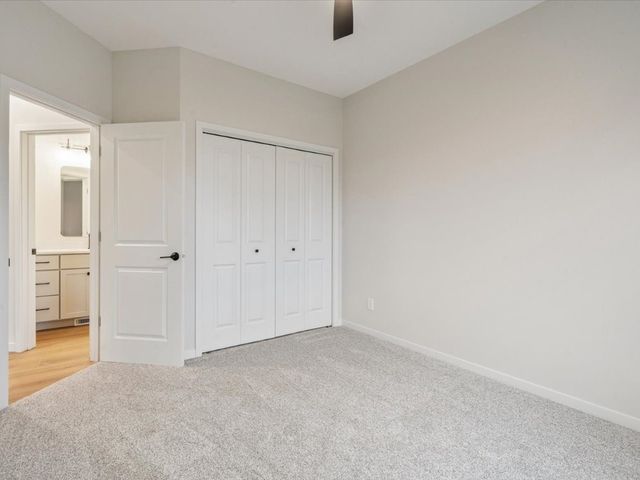 588 Maclan Circle, Iowa City, IA 52246