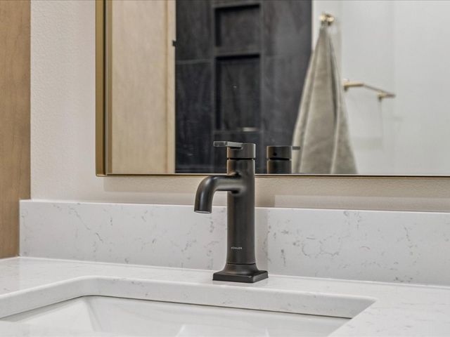 588 Maclan Circle, Iowa City, IA 52246