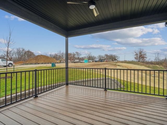 588 Maclan Circle, Iowa City, IA 52246