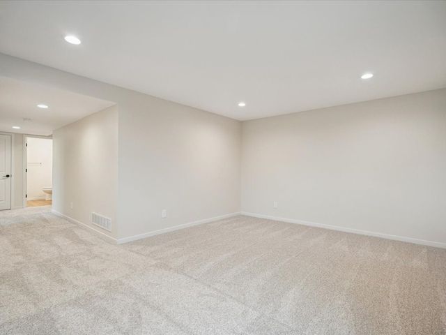 588 Maclan Circle, Iowa City, IA 52246