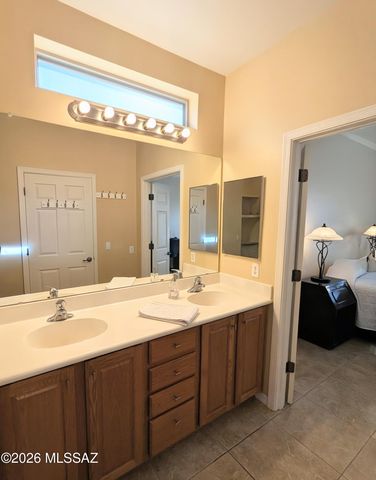 111 W Calle Moncayo, Sahuarita, AZ 85629