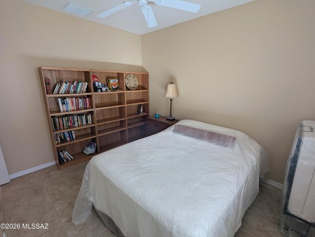 111 W Calle Moncayo, Sahuarita, AZ 85629