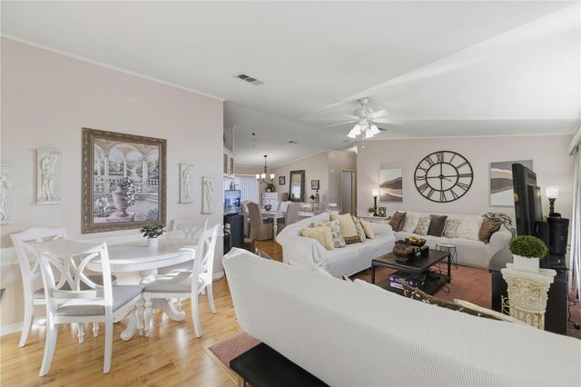 13651 COUNTY ROAD 109H, Lady Lake, FL 32159