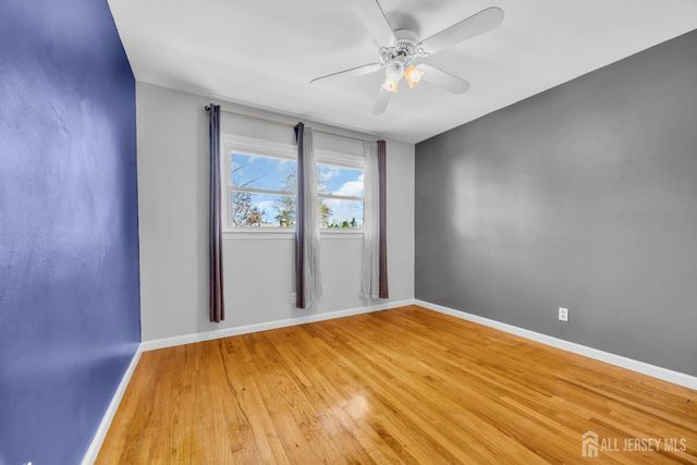 29 Carol Lane, Spotswood, NJ 08884