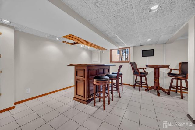 29 Carol Lane, Spotswood, NJ 08884