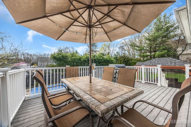 29 Carol Lane, Spotswood, NJ 08884