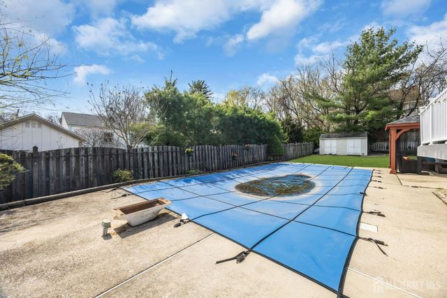 29 Carol Lane, Spotswood, NJ 08884