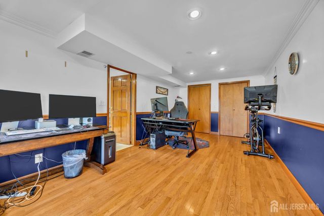 29 Carol Lane, Spotswood, NJ 08884