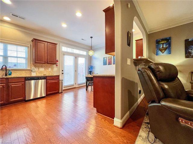 1166 Augustine Heights Drive, Winston-salem, NC 27103