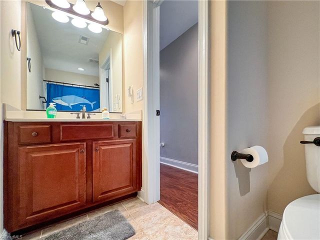 1166 Augustine Heights Drive, Winston-salem, NC 27103