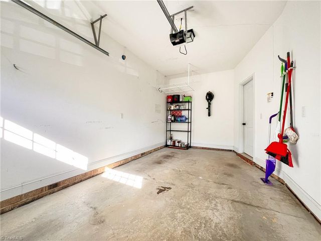 1166 Augustine Heights Drive, Winston-salem, NC 27103