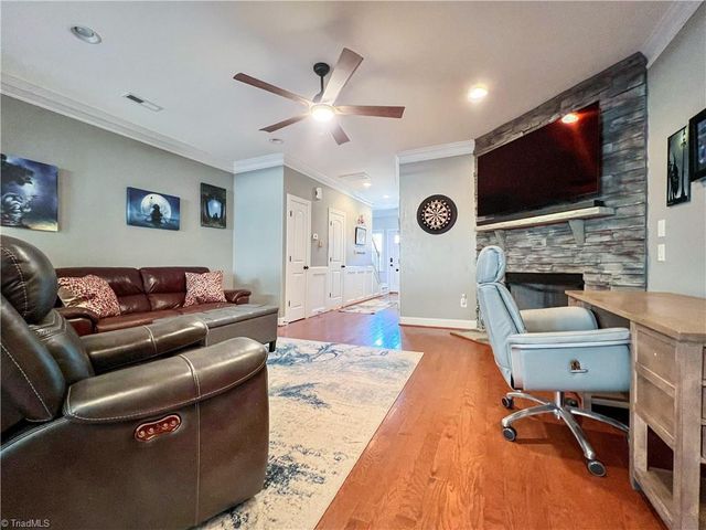 1166 Augustine Heights Drive, Winston-salem, NC 27103