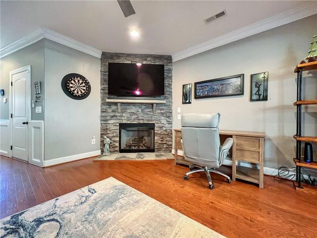 1166 Augustine Heights Drive, Winston-salem, NC 27103