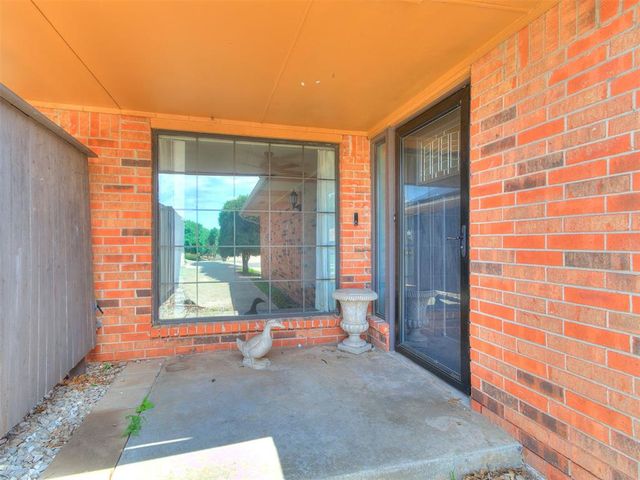 9608 Warringer Court, Oklahoma City, OK 73162