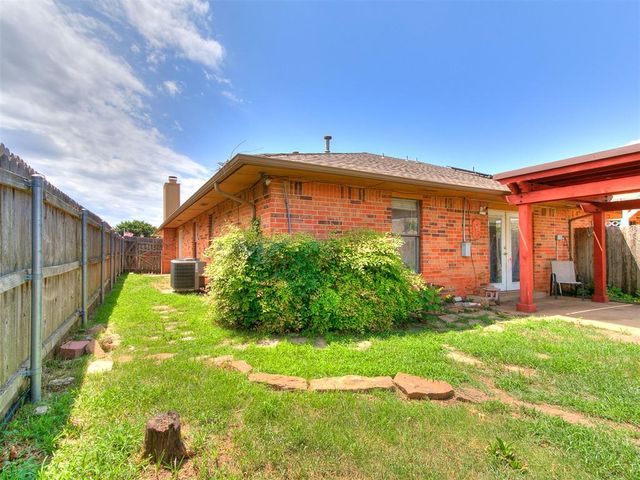 9608 Warringer Court, Oklahoma City, OK 73162