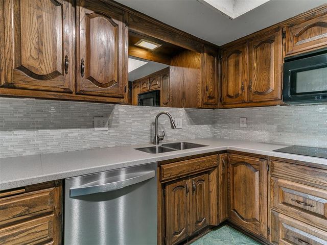 9608 Warringer Court, Oklahoma City, OK 73162