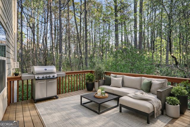 715 Coligny Court, Sandy Springs, GA 30350