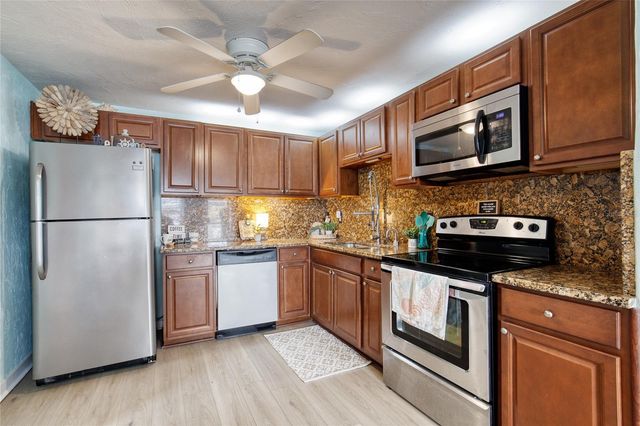 4 OCEAN SHORE DRIVE, Ormond Beach, FL 32176