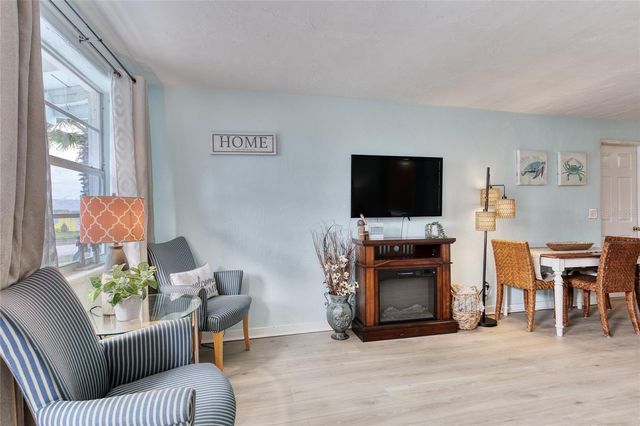 4 OCEAN SHORE DRIVE, Ormond Beach, FL 32176