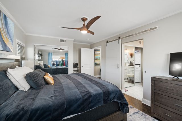 5808 Locke Avenue, Fort Worth, TX 76107