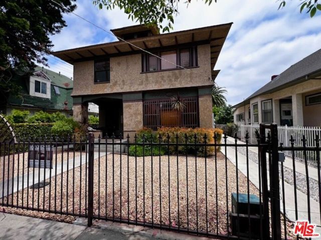 2108 Oak Street, Los Angeles, CA 90007