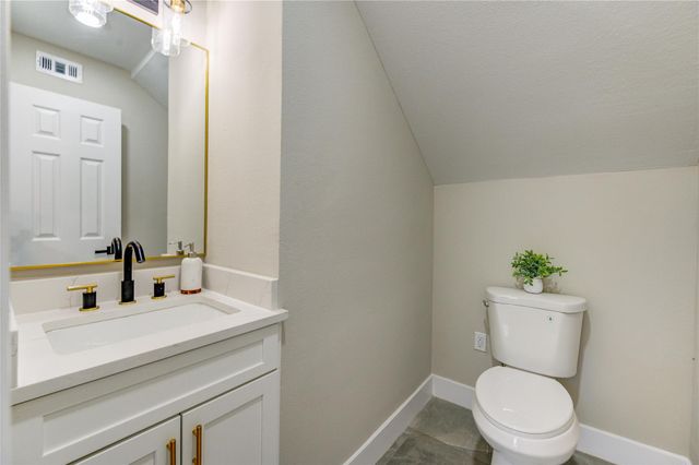 1901 Canyon Creek Court, Pearland, TX 77581