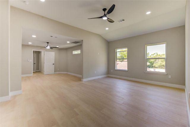 1901 Canyon Creek Court, Pearland, TX 77581