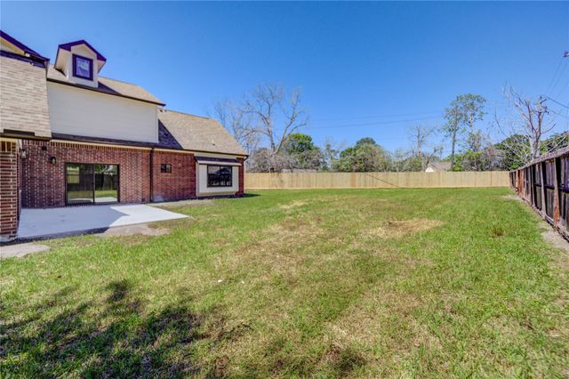 1901 Canyon Creek Court, Pearland, TX 77581