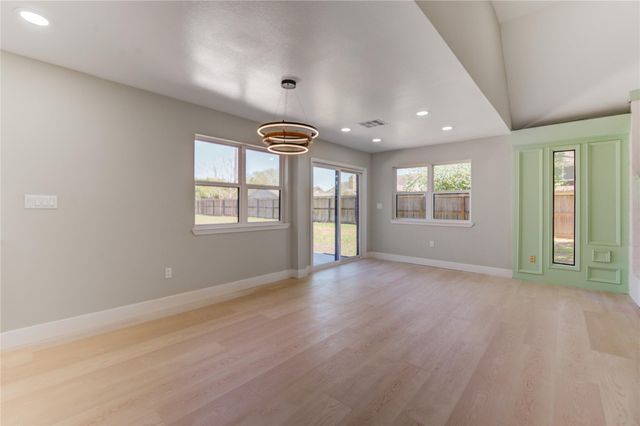 1901 Canyon Creek Court, Pearland, TX 77581