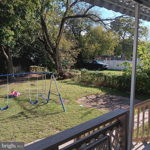 1359 CROWN POINT RD, West Deptford, NJ 08093