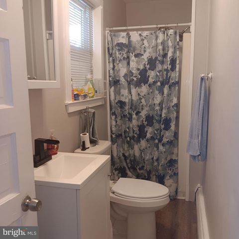 1359 CROWN POINT RD, West Deptford, NJ 08093