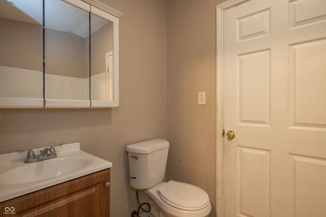 811 W Laurel Street, Seymour, IN 47274