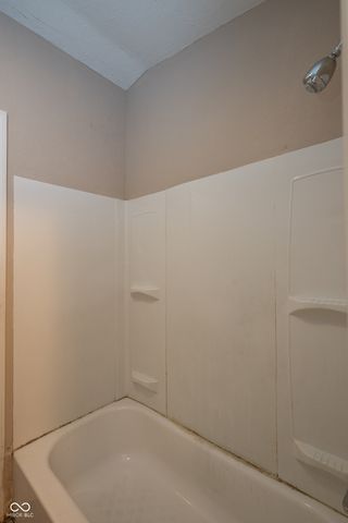 811 W Laurel Street, Seymour, IN 47274