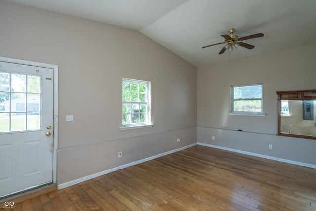 811 W Laurel Street, Seymour, IN 47274