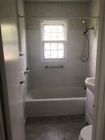 2515 ZIMMERLY Road, Erie, PA 16506