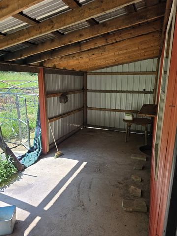 144 Heine Ln, Hartsville, TN 37074