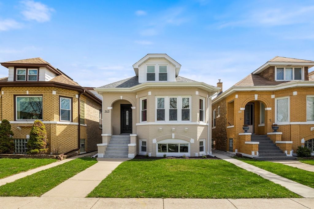3631 N Sayre Avenue, Chicago, IL 60634