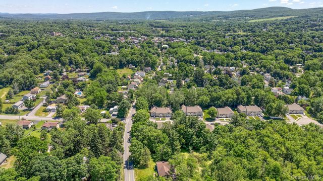 5 Village Cove, Warwick, NY 10990