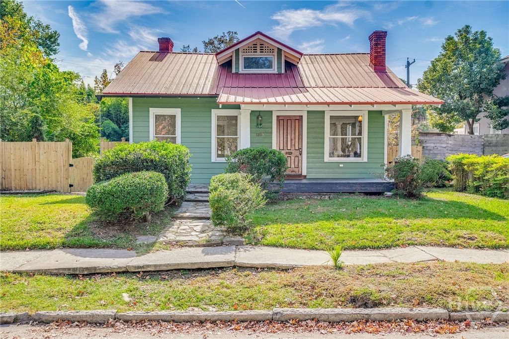 1219 E 48th Street, Savannah, GA 31404