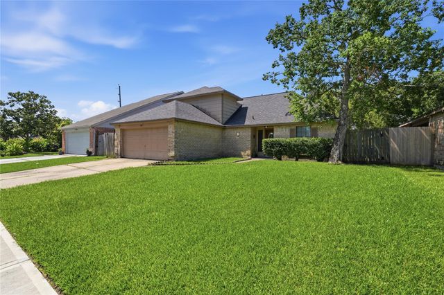 5314 Treewood Drive, Humble, TX 77346