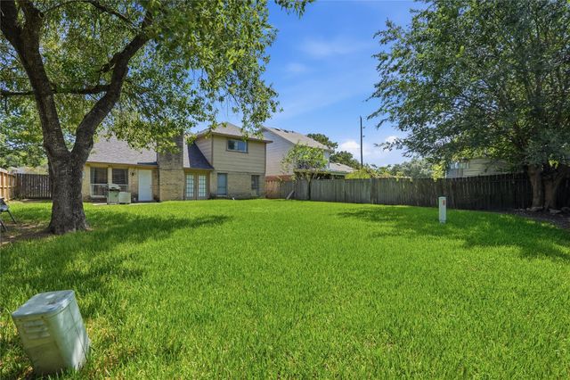5314 Treewood Drive, Humble, TX 77346