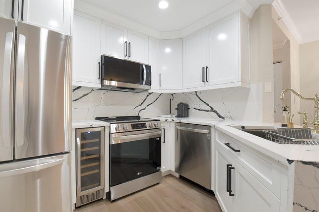 1803 N Flagler Drive 203, West Palm Beach, FL 33407