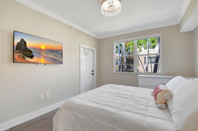 1803 N Flagler Drive 203, West Palm Beach, FL 33407