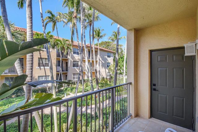 1803 N Flagler Drive 203, West Palm Beach, FL 33407