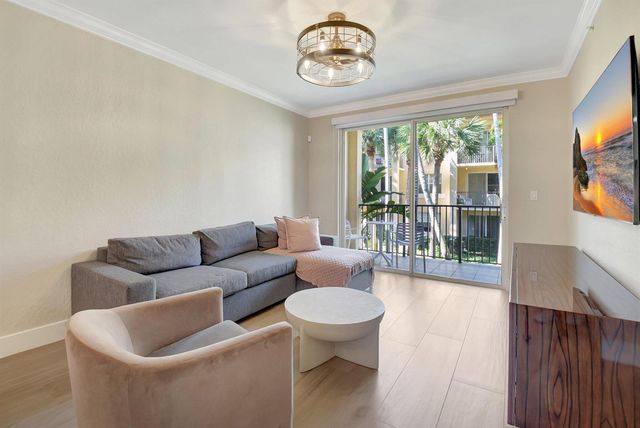 1803 N Flagler Drive 203, West Palm Beach, FL 33407