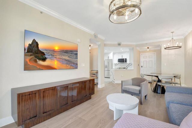 1803 N Flagler Drive 203, West Palm Beach, FL 33407