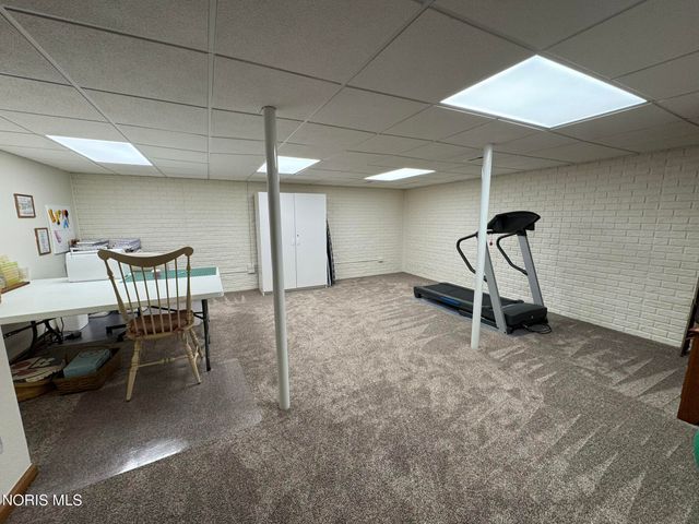 236 Stone Oak Court, Holland, OH 43528