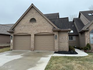 236 Stone Oak Court, Holland, OH 43528