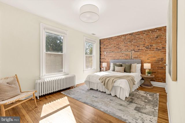 814 K ST NE, Washington, DC 20002